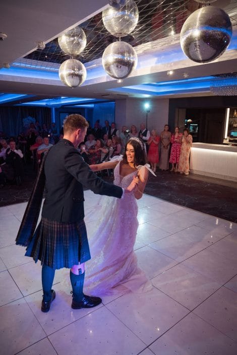 Dalmeny Park Wedding Photographer
