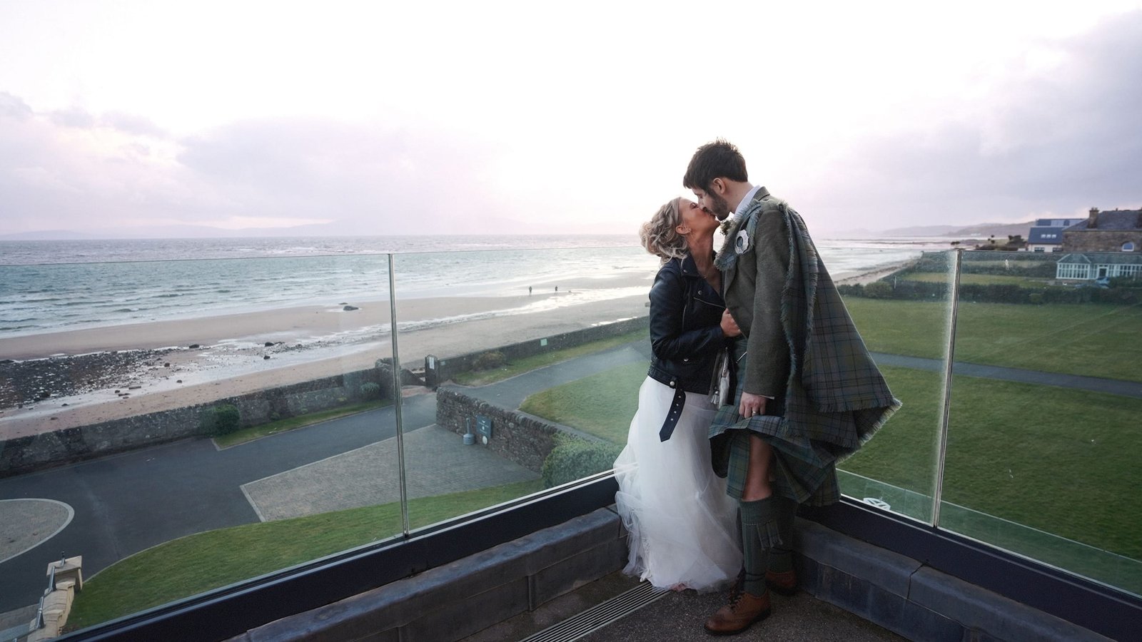 Beautiful Seamill Hydro Wedding Video